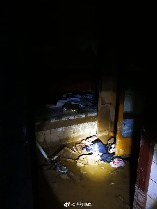 泉州哪有站大街的地方 _ 美团管家,泉州站附近商场