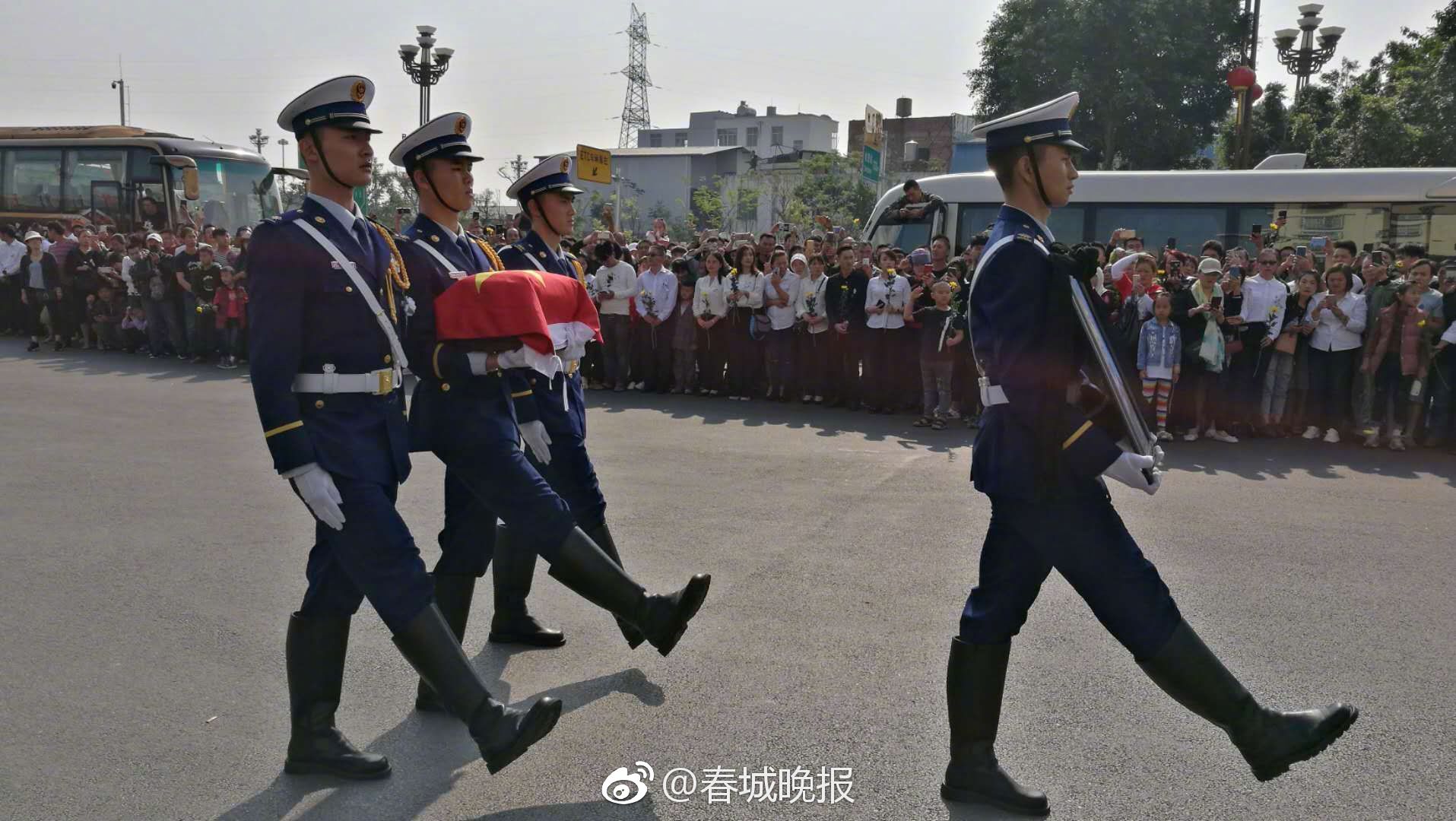 美女足疗保健 _ 安瓶瓶子,足部按摩美女