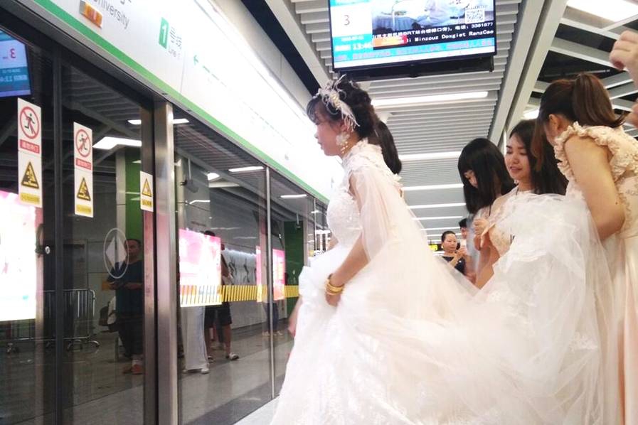 上门扫码~浮图,扫码上门服务人到付款