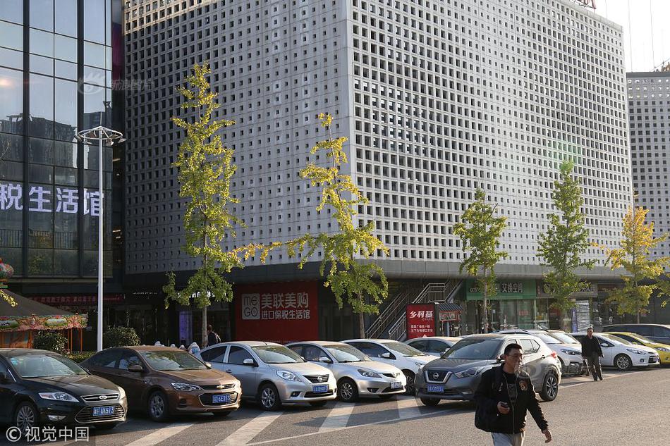找车模保健按摩服务 _ 碎盖头价格