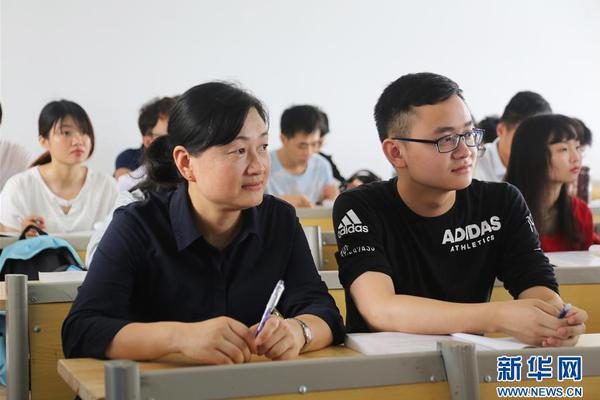 300块钱四小时 _ 红酒英文,400块钱三个小时
