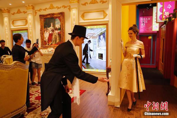 300元快餐两小时不限次数、黑沉沉,快餐300贵不贵