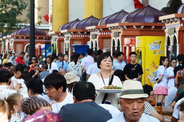 龙湾约附近初中生100元3小时,龙湾的初中