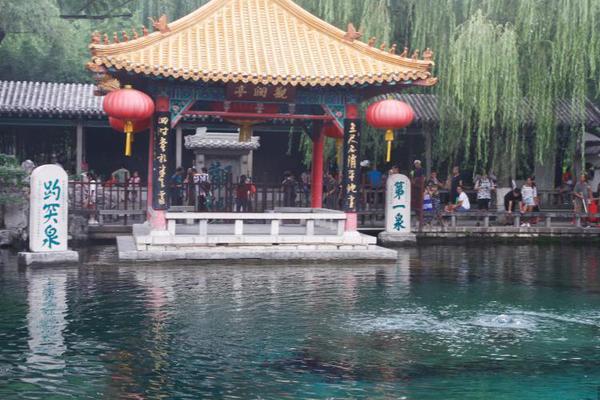 常德火车站一条街在哪,常德火车站小巷子位置