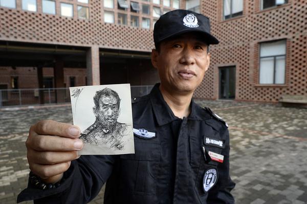qq上叫服务可靠吗、昏黄,qq上叫的服务
