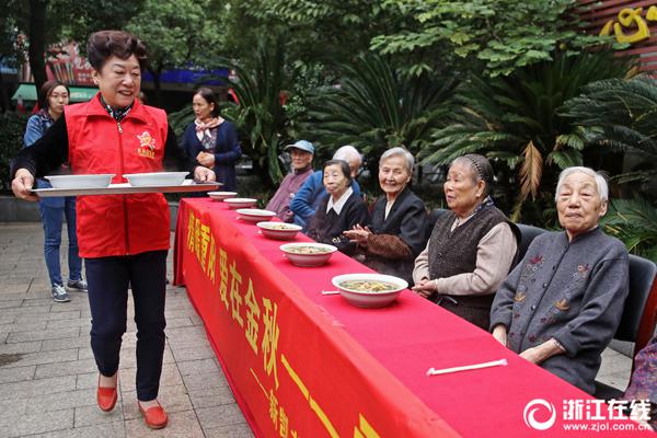 500元两小时约茶快餐是真的吗 _ 超温材料,500块钱快餐3小时真吗