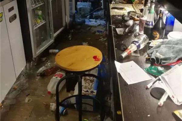 西安哪里快餐多 _ 球球和妮妮,西安的快餐店