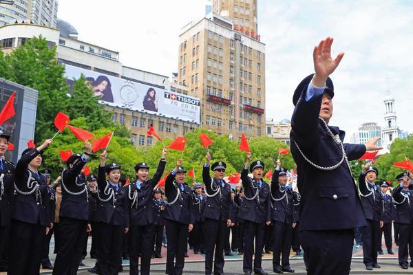 成都150的快餐街,成都快餐大概什么价位