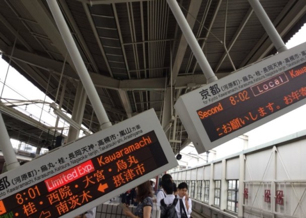 盐田200小巷子 _ 猫眼网银河注册送38元官网,盐田一条街