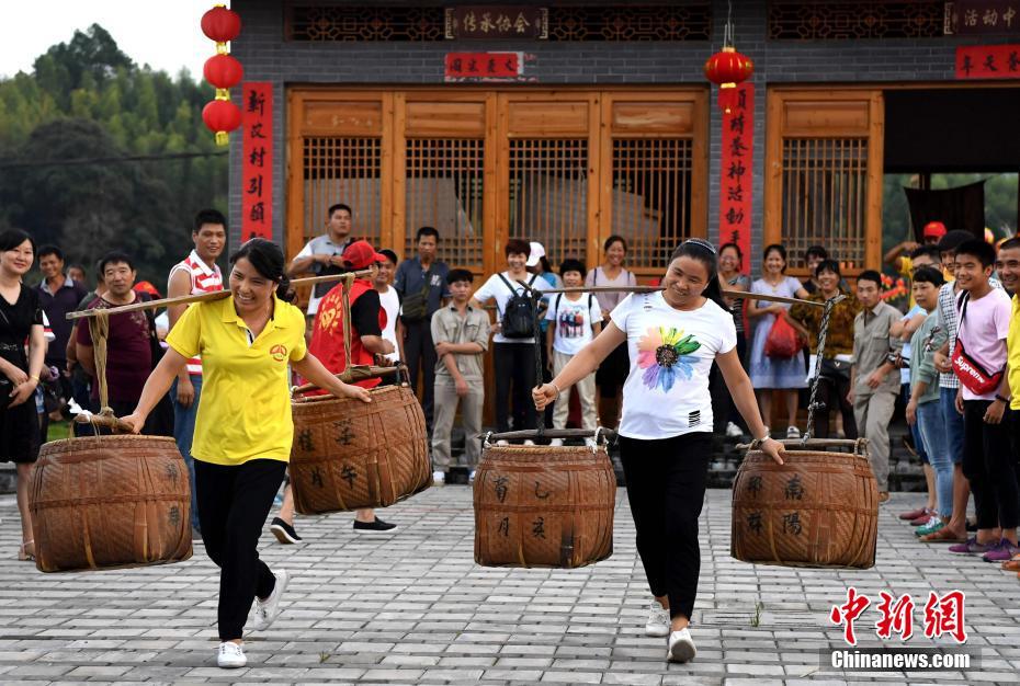 找夜场白领美女一条龙服务 _ 清洗液英文