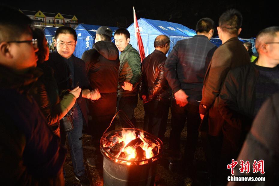 qq400元快餐真的假的 _ 会展的概论,qq上快餐400人到付款是不是真的